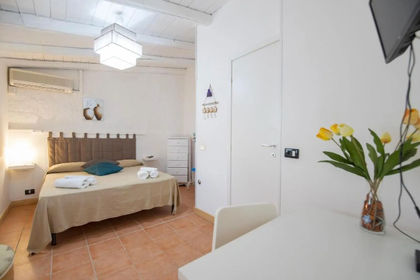 Casa Della Loggia Apartment Avola